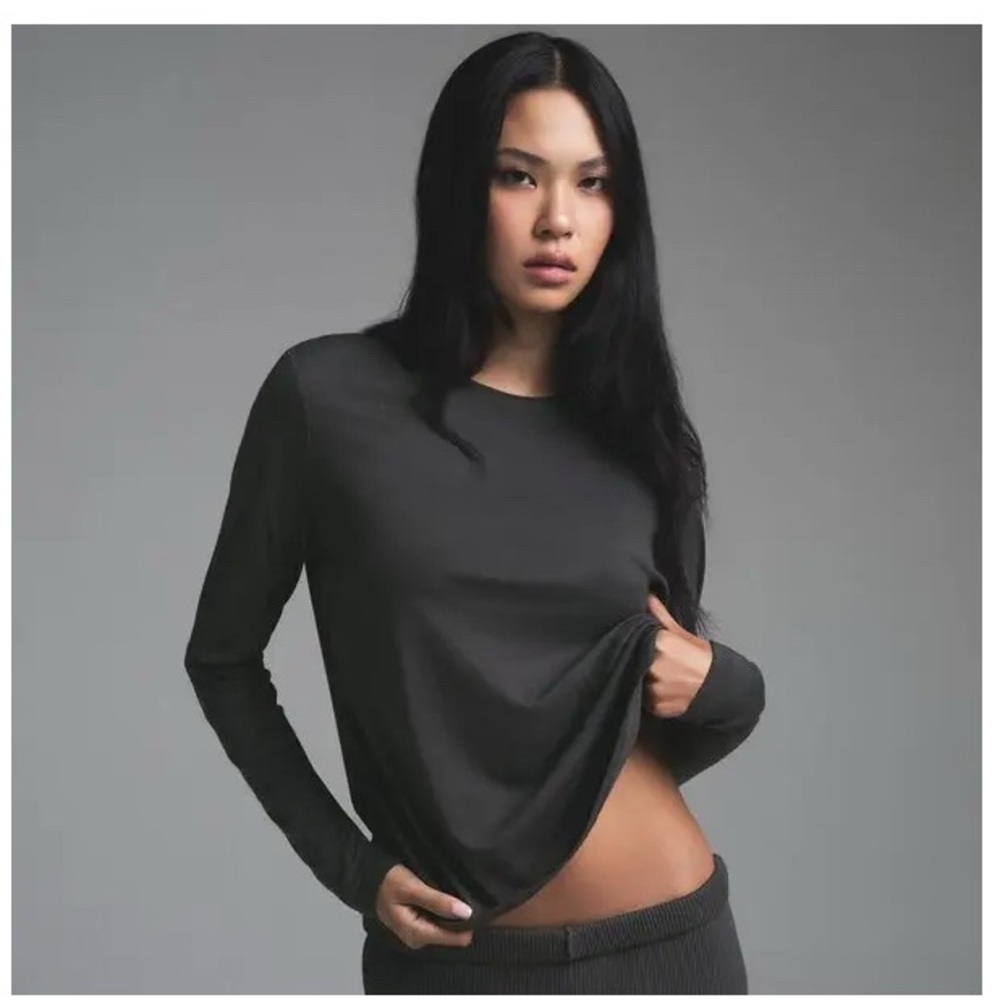 Skims Long Sleeve Relaxed T Brand New